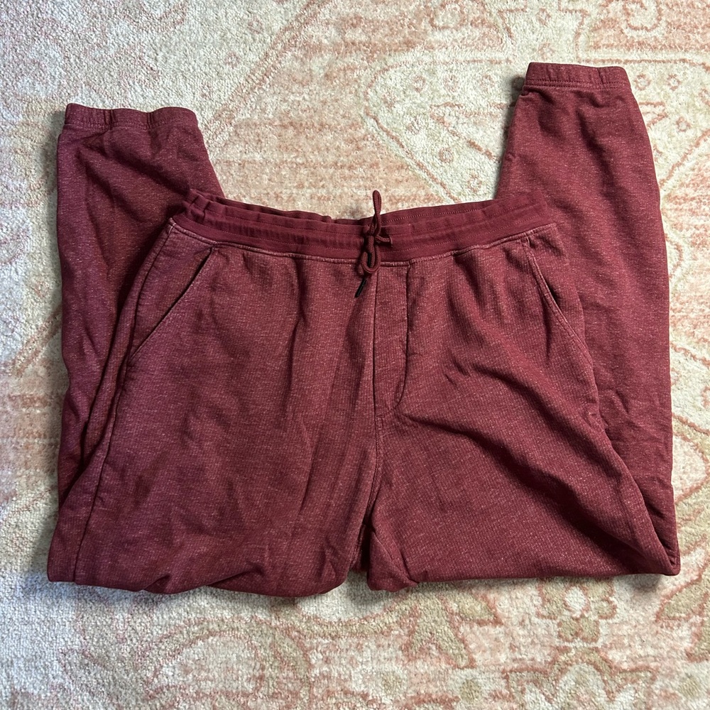 Patagonia men’s Maroon Drawstring Joggers